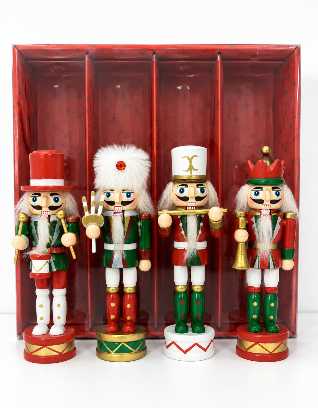 Set de Cascanueces Navideños de Madera – 4 piezas