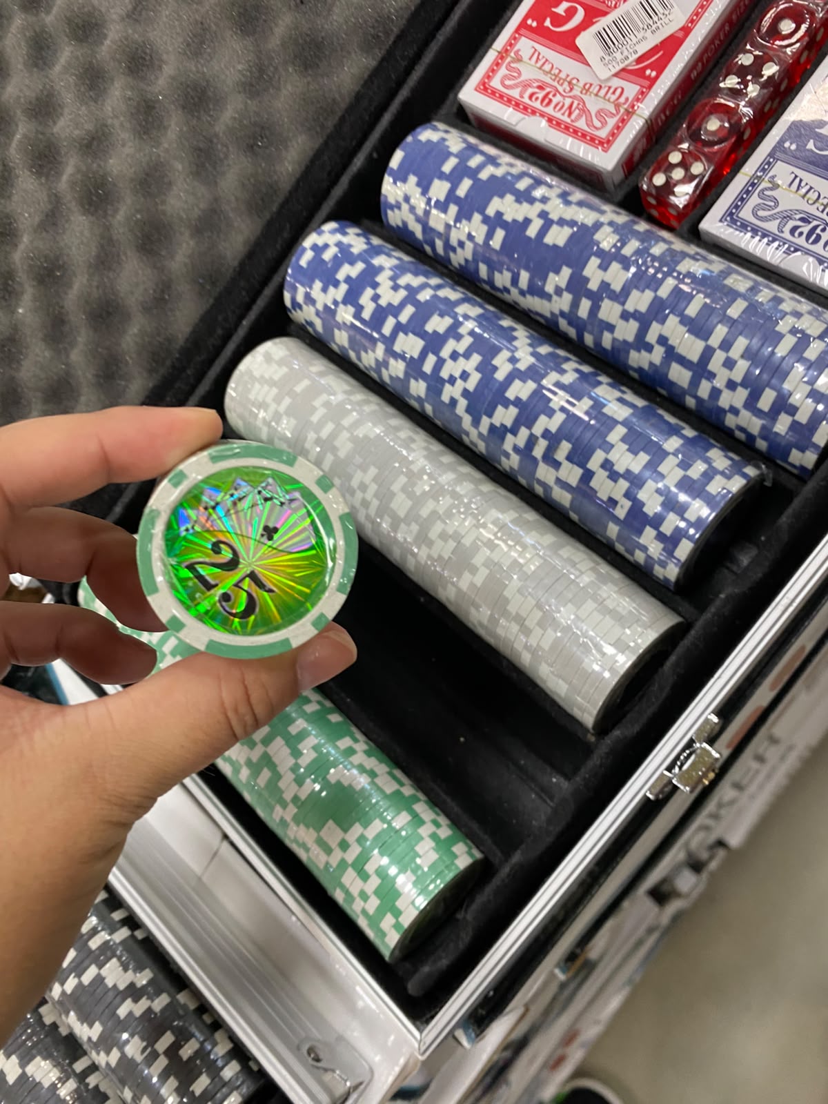 Maletín de Póker Profesional 500 Piezas – Edición Efecto Holográfico ♠️♦️♣️♥️ - Imagen 5