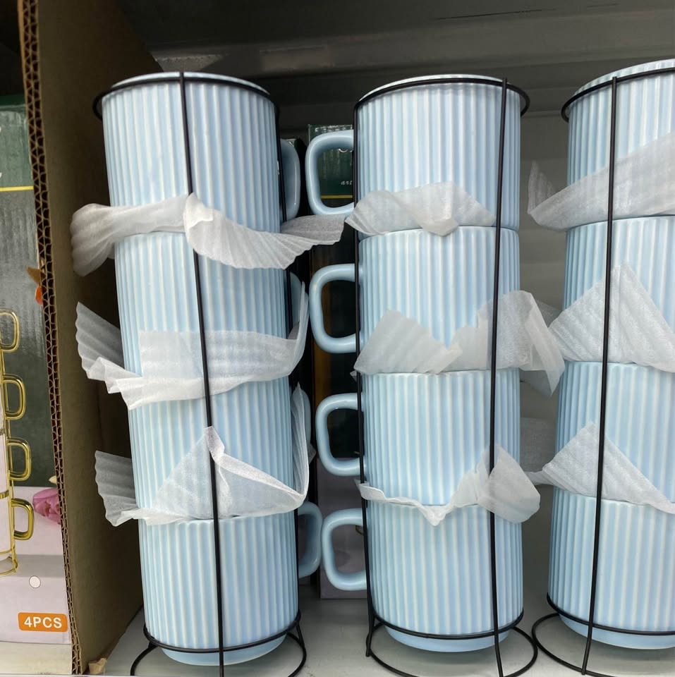 Set de 4 Tazas de Cerámica con Soporte Metálico - Imagen 3